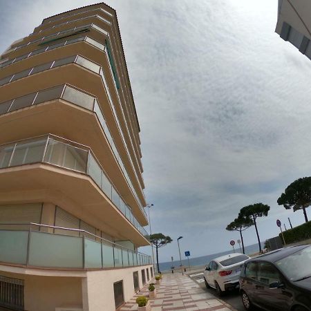 Apartamento A Primera Linea De Mar En 플라티야 다로 외부 사진